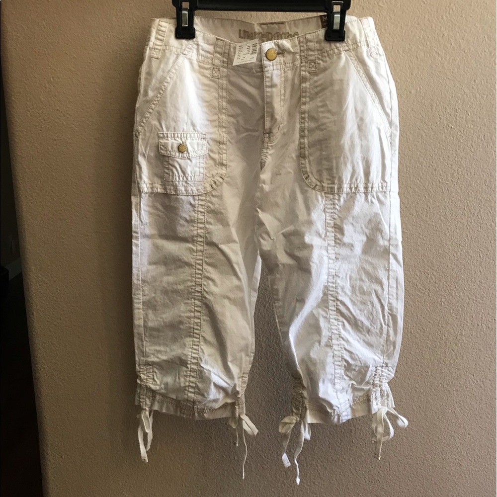 Lightweight Capri Pants
